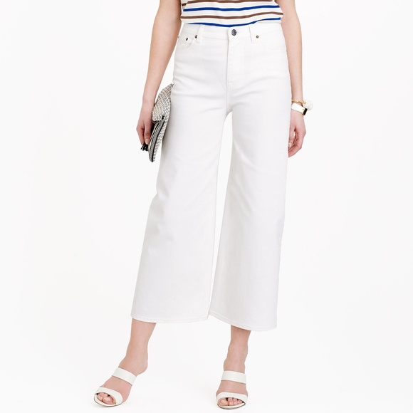 white denim crop pants
